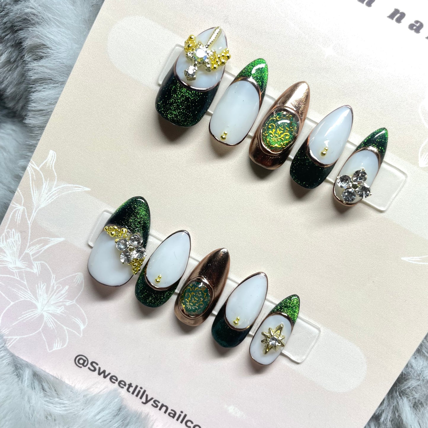 Golden Jade Set