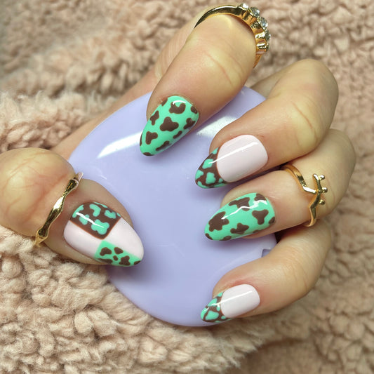Minty Moo Set