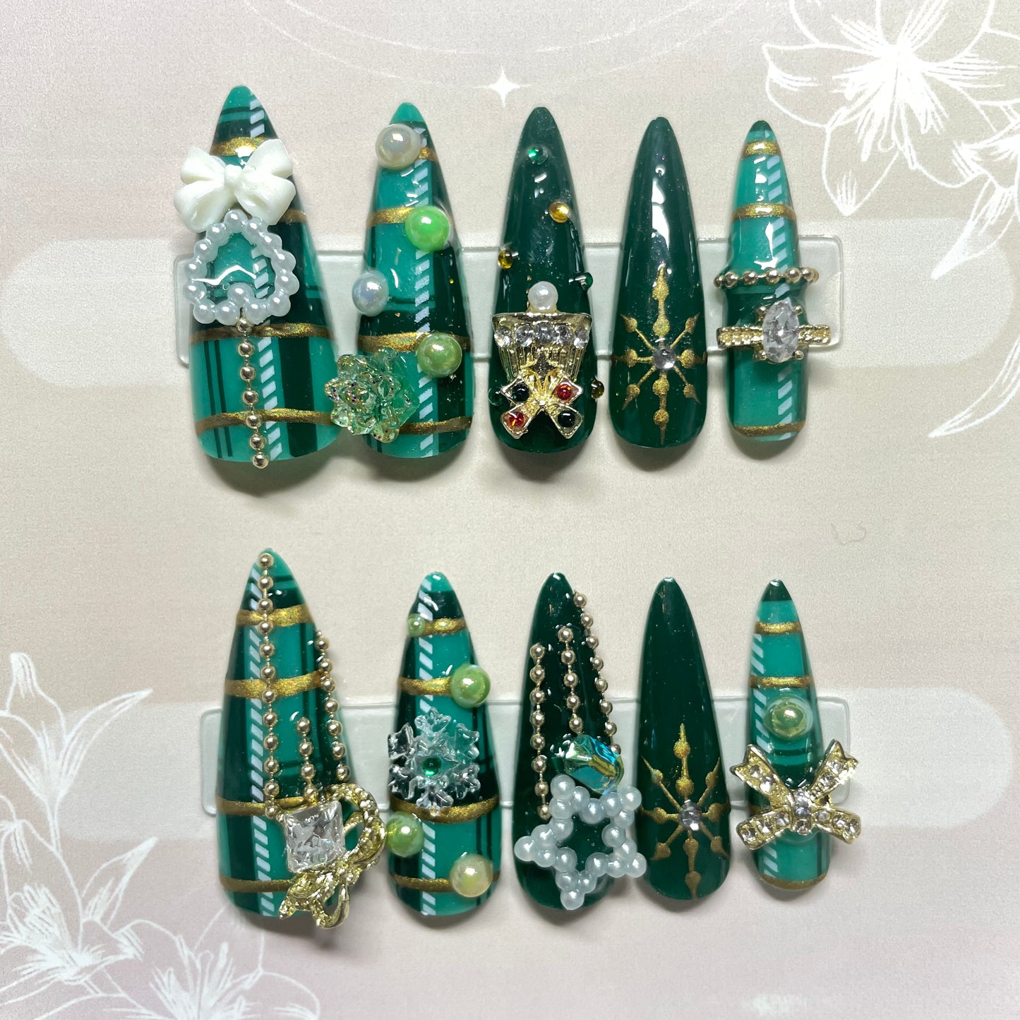 Green Plaid Holiday Set