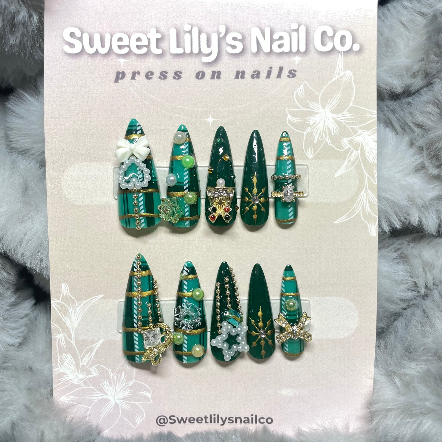 Green Plaid Holiday Set